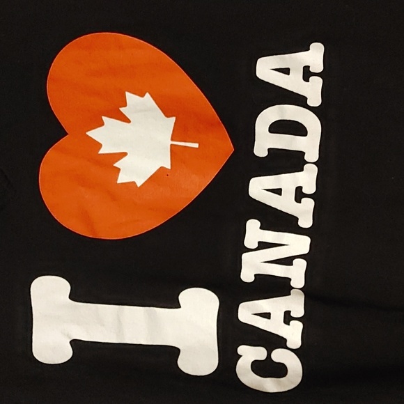 ✅I Love Canada T-Shirt - Picture 2 of 3